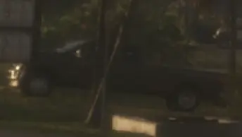 کنار یک Sandking XT.